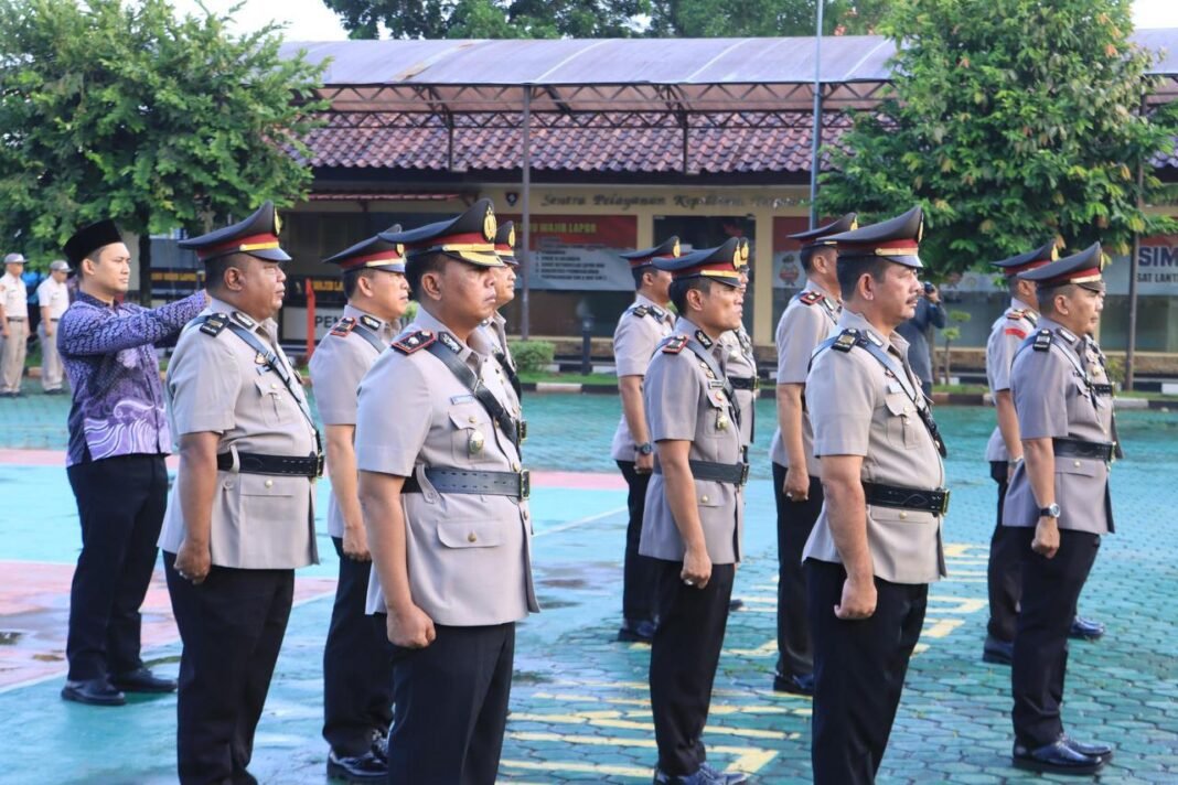 Kapolres Indramayu Pimpin Sertijab Kasat Intelkam dan Sejumlah Kapolsek Jajaran