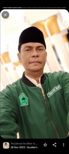 Irfan H ketua ISNU Mendesak pihak terkait untuk menutup tambangilegal di rogojampi Kabupaten Banyuwangi