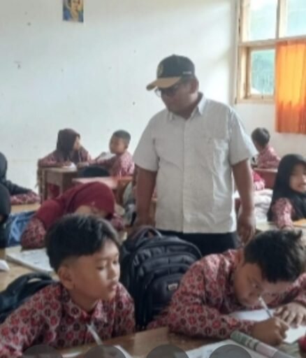 229 Siswa SDN Mekarsari Indramayu Belum Tersentuh Program Makan Bergizi Gratis