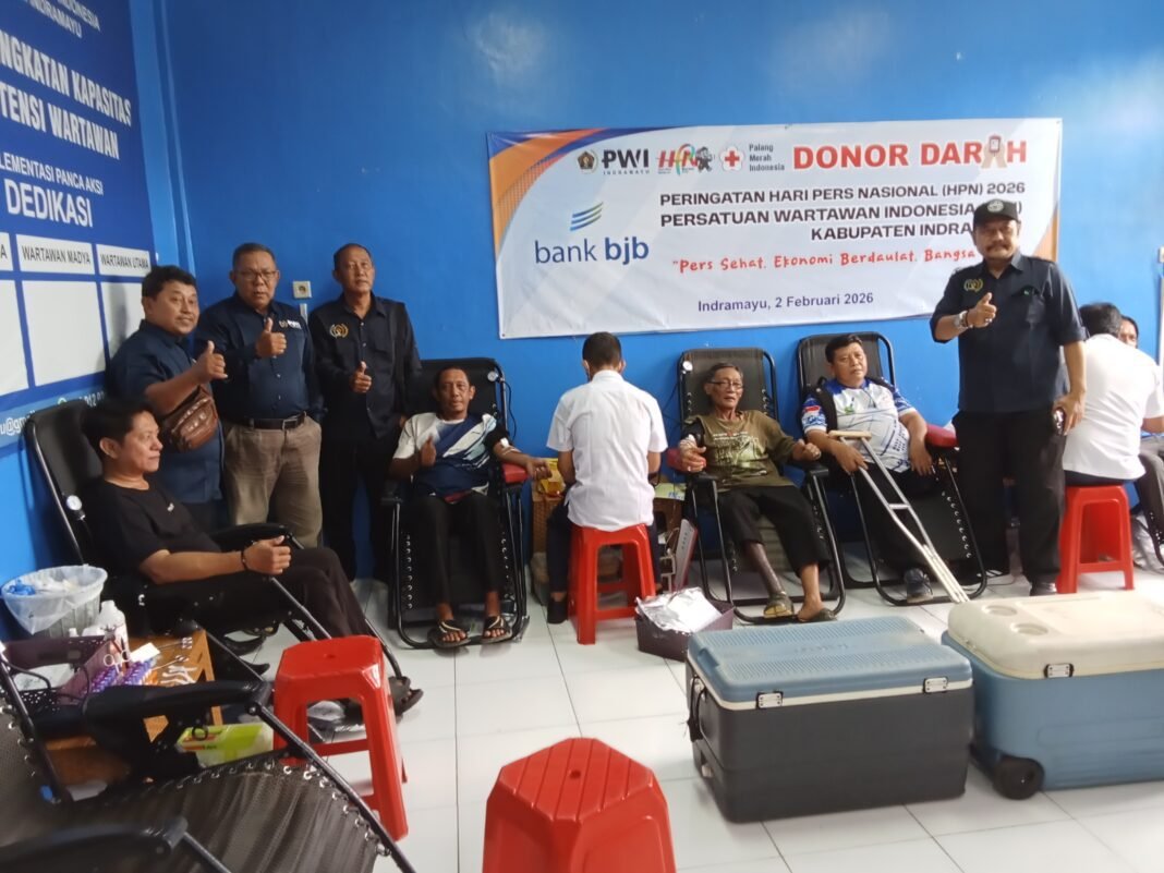 Peringati Hari Pers Nasional ke-80, PWI Indramayu Gelar Bakti Sosial Donor Darah