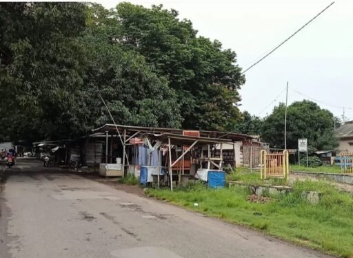 GEPLAK Desak Pemkab Indramayu Tertibkan Bangunan Liar di Tanggul Cimanuk Barat