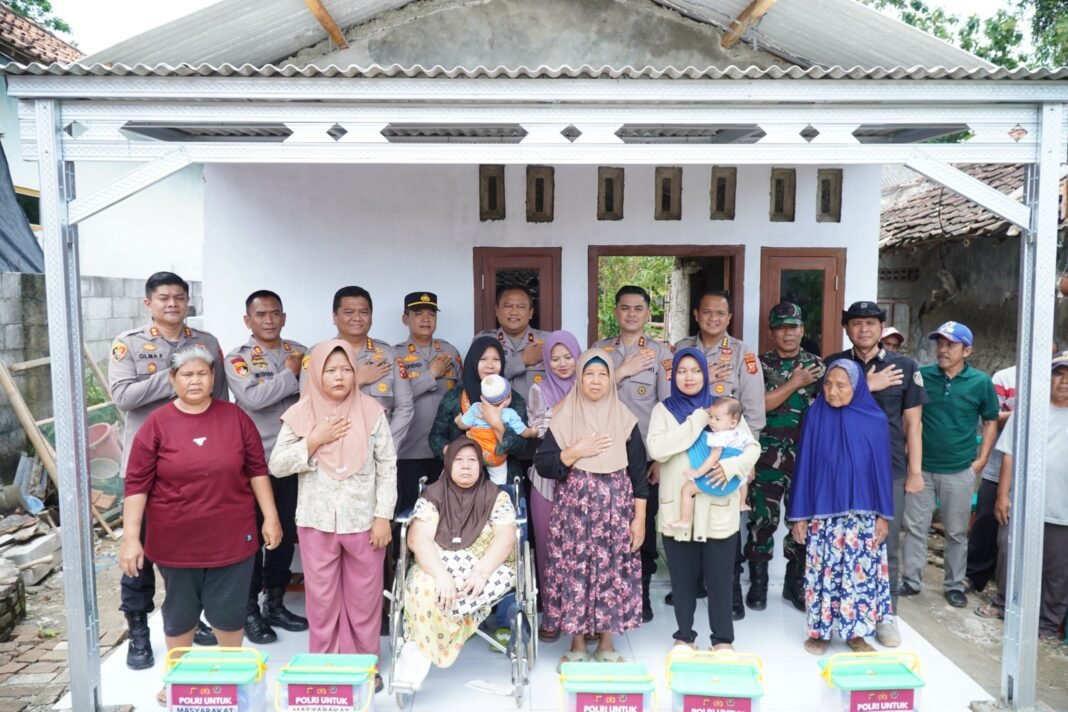 Wakapolda Jabar Tinjau Renovasi Rutilahu di Indramayu, Pastikan Program Sosial Polri Tepat Sasaran