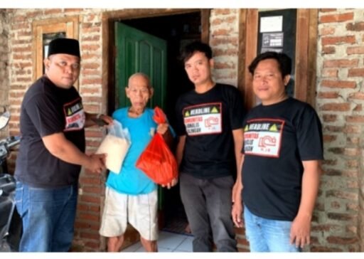 KJB Indramayu Bagikan Sembako untuk Lansia di Lima Desa Kecamatan Balongan