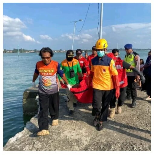 ABK KM Almujib yang Hilang di Perairan Pulau Biawak Ditemukan Meninggal Dunia di Jepara