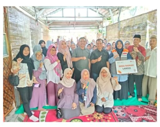 Pesantren Kilat Lansia di Rumah Zakat Balongan Ditutup, Camat Apresiasi Kegiatan Positif