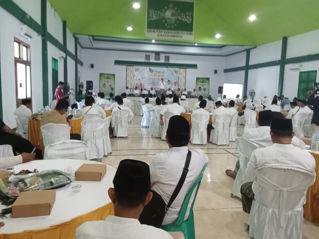 Halal Bihalal PCNU Indramayu, Menteri ATR/BPN Serahkan Sertifikat Wakaf dan Perkuat Kepastian Hukum Aset Umat