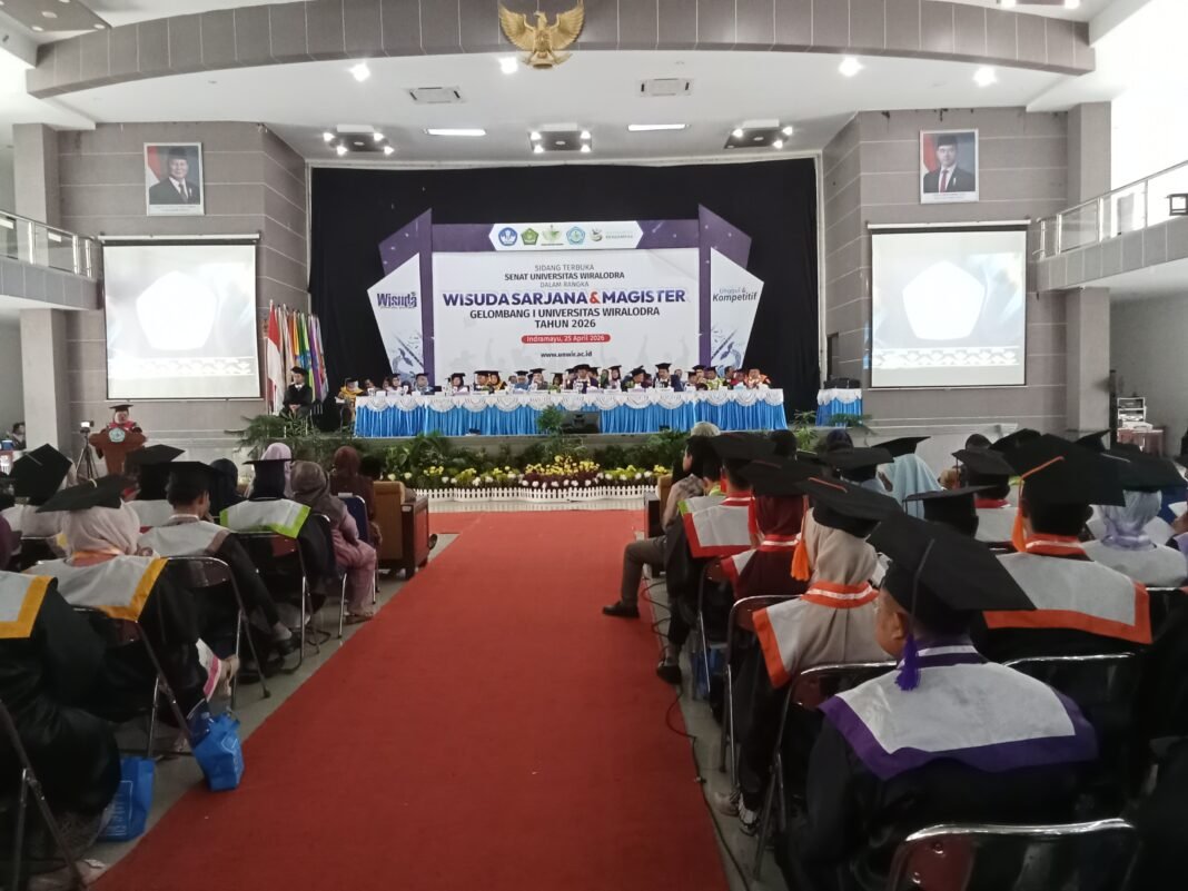 182 Lulusan Dikukuhkan, UNWIR Tegaskan Pentingnya Adaptasi Teknologi dan Etika