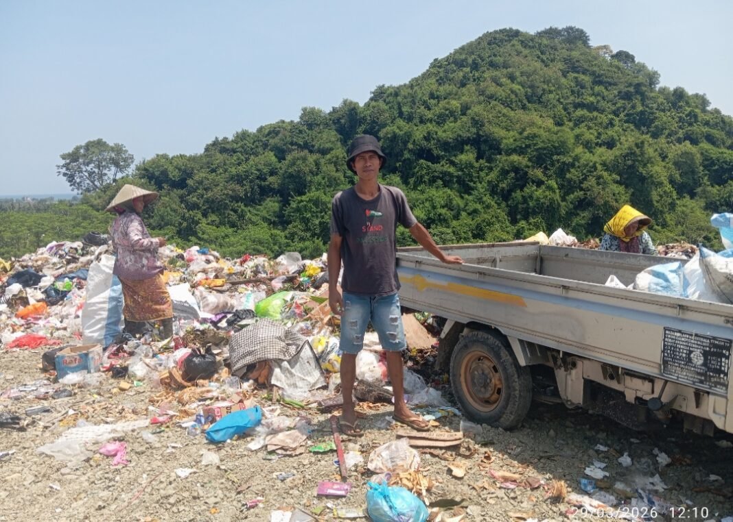 PROGRAM “BANTU BUANG” KARANG TARUNA SOLUSI ATAU TAMBAL SULAM MASALAH SAMPAH?