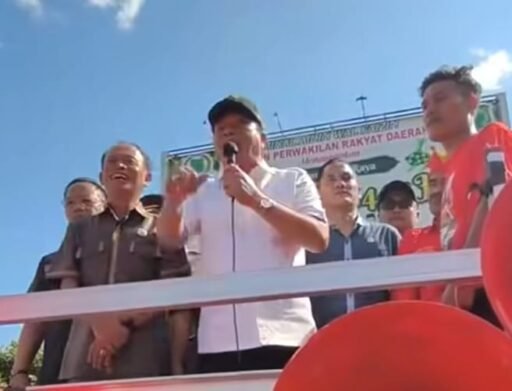 Toha Tohet Hadir Tengah Massa, Tegaskan Komitmen Lindungi Buruh dan Copot Pejabat Tak Responsif