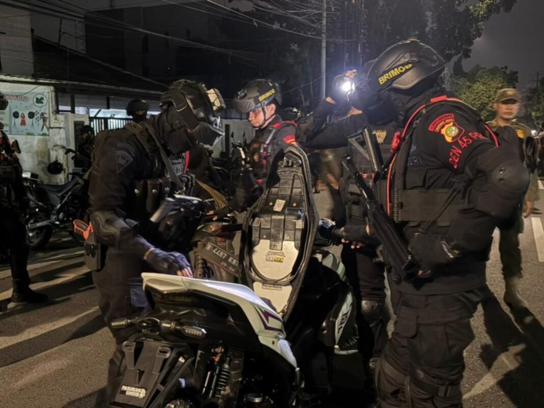 Brimob Polda Metro Jaya Patroli Gabungan Skala Besar, Tawuran hingga Balap Liar Diantisipasi