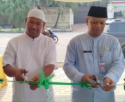 Wujudkan Harapan Warga, Camat Kembangan Joko Supriono Resmikan Mushola Baitul Amanah di Meruya Utara
