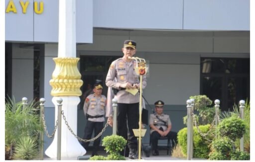 Kapolres Indramayu Pimpin Sertijab Kapolsek Haurgeulis dan Pengukuhan PJU, Satu Personel Kenaikan Kapolres Indramayu Pimpin Sertijab Kapolsek Haurgeulis dan Pengukuhan PJU, Satu Personel Kenaikan