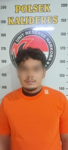 Polsek Kalideres Bongkar Peredaran Obat Keras Daftar G Berkedok Toko Plastik Polsek Kalideres Bongkar Peredaran Obat Keras Daftar G Berkedok Toko Plastik