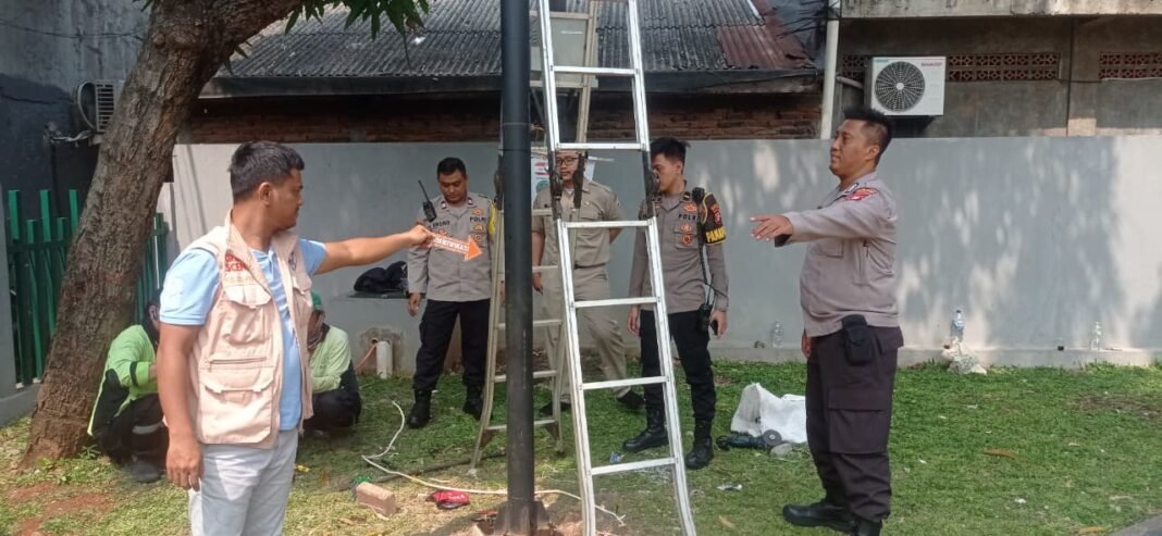 Polisi Mengamankan Dua Remaja yang Melakukan Kekerasan terhadap anak kecil di Senen, Satu Ditahan Polisi Mengamankan Dua Remaja yang Melakukan Kekerasan terhadap anak kecil di Senen, Satu Ditahan