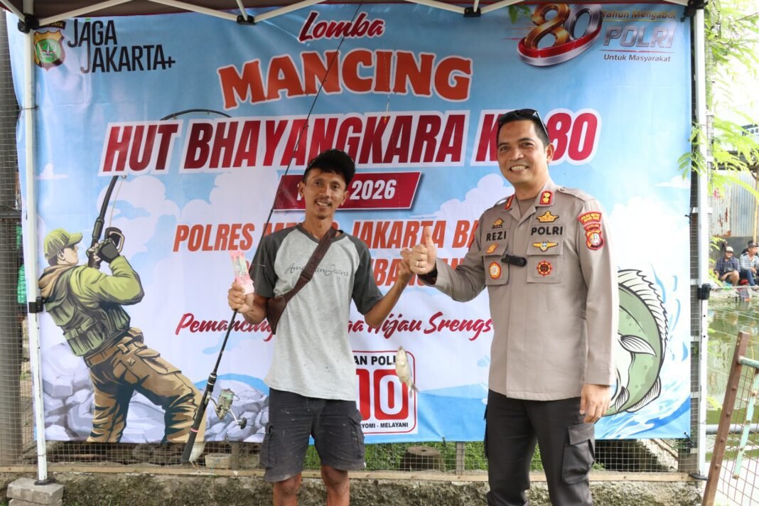 Meriahkan Hari Bhayangkara ke-80, Polsek Kembangan Gelar Lomba Mancing Bersama Masyarakat* Meriahkan Hari Bhayangkara ke-80, Polsek Kembangan Gelar Lomba Mancing Bersama Masyarakat*