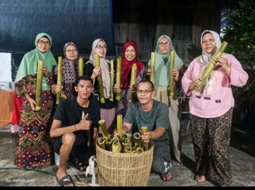 10 Muharam Jadi Momentum Melemang Masyarakat Karang Raja Sebagai Bentuk Rasa Syukur Melalui Sedekah Dusun 10 Muharam Jadi Momentum Melemang Masyarakat Karang Raja Sebagai Bentuk Rasa Syukur Melalui Sedekah Dusun