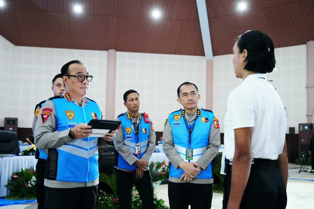 Seleksi Taruna Akpol Masuk Tahap Akhir, Wakapolri Pimpin Pemeriksaan Penampilan 404 Catar Seleksi Taruna Akpol Masuk Tahap Akhir, Wakapolri Pimpin Pemeriksaan Penampilan 404 Catar