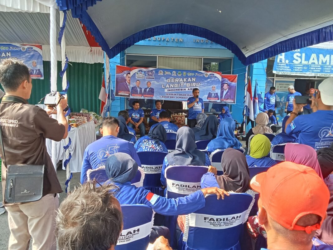 Demokrat Gelar Gerakan Langit Biru, Herman Khaeron Bagikan 6.000 Kupon Pasar Murah di Indramayu Demokrat Gelar Gerakan Langit Biru, Herman Khaeron Bagikan 6.000 Kupon Pasar Murah di Indramayu