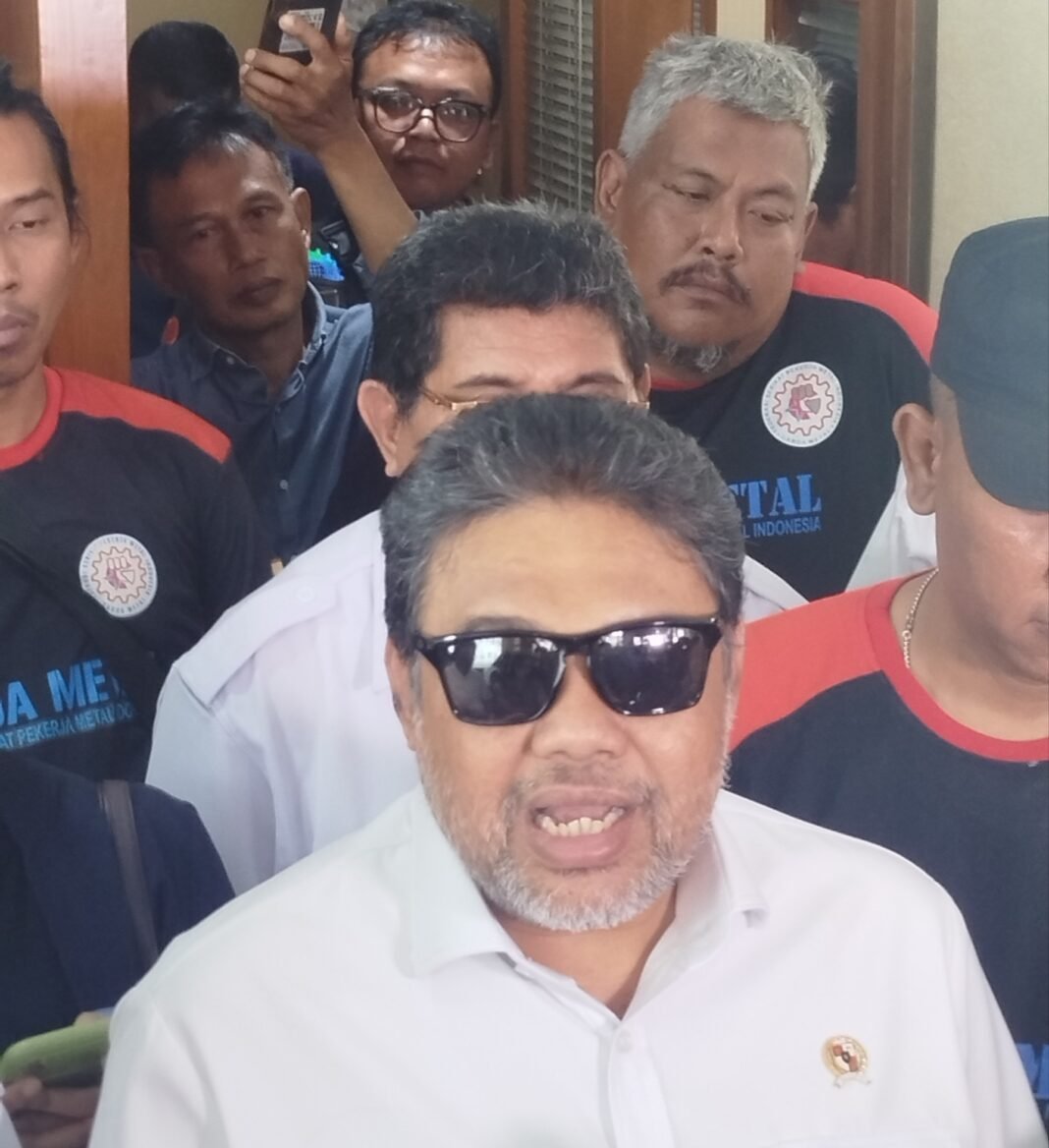 Said Iqbal: PT Gita Wajib Kembalikan 450 Ijazah Karyawan, Dugaan Potong Upah Diusut Said Iqbal: PT Gita Wajib Kembalikan 450 Ijazah Karyawan, Dugaan Potong Upah Diusut