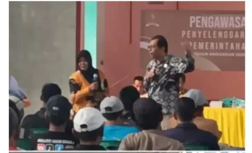 Taufik Hidayat Serap Aspirasi Warga Juntinyuat, Soroti Kesehatan, Irigasi, hingga Penerangan Jalan Taufik Hidayat Serap Aspirasi Warga Juntinyuat, Soroti Kesehatan, Irigasi, hingga Penerangan Jalan