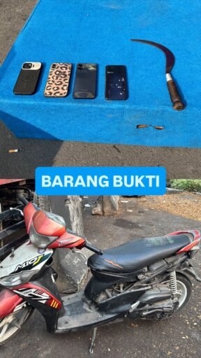 Patroli Perintis Presisi Amankan Tiga Pemuda Diduga Terlibat Kejahatan Jalanan di Jakarta Timur Patroli Perintis Presisi Amankan Tiga Pemuda Diduga Terlibat Kejahatan Jalanan di Jakarta Timur