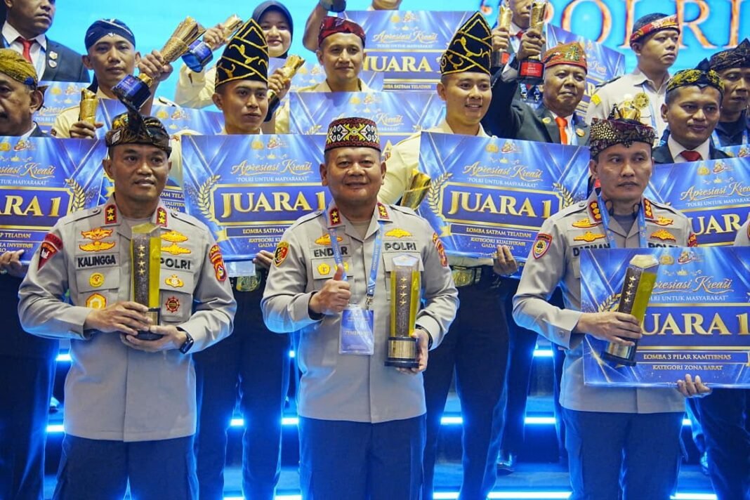 Polda Kaltim Raih Empat Juara Nasional, Kapolda: Kebanggaan Seluruh Personel dan Harus Terus Dipertahankan Polda Kaltim Raih Empat Juara Nasional, Kapolda: Kebanggaan Seluruh Personel dan Harus Terus Dipertahankan