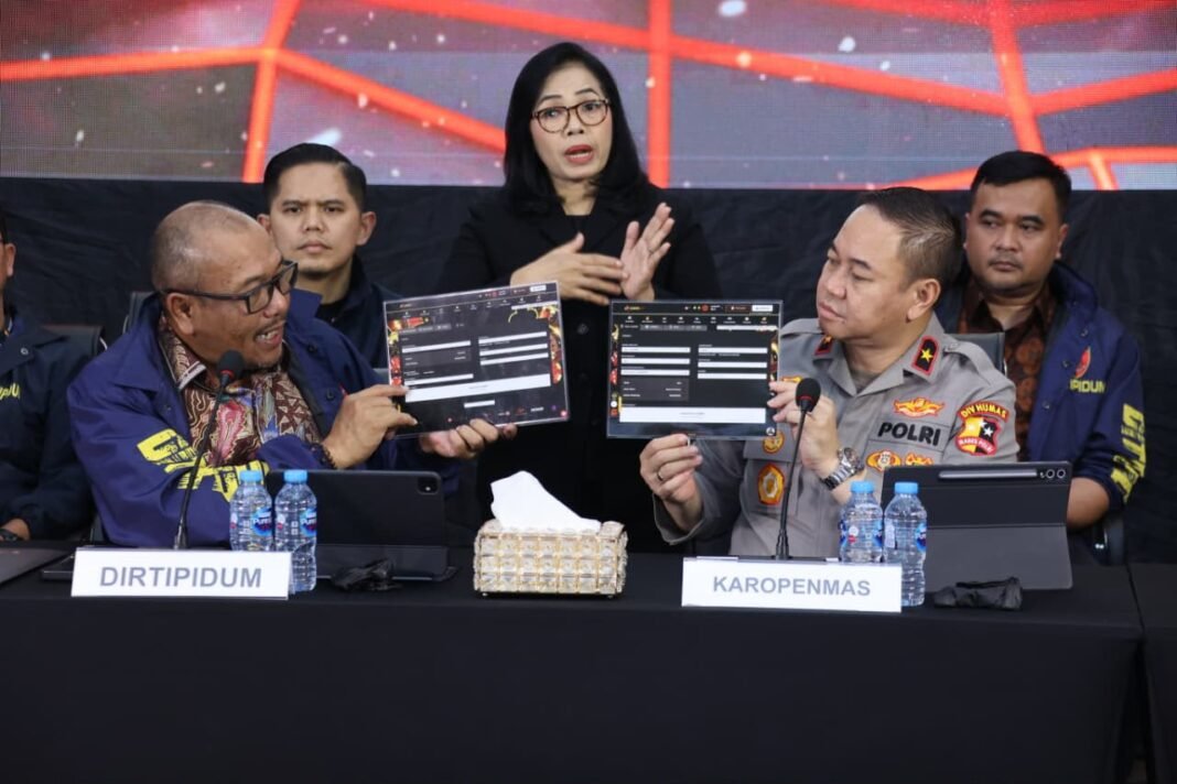Bareskrim Polri Ungkap Jaringan Judi Online Internasional, Transaksi Capai Rp890 Miliar Bareskrim Polri Ungkap Jaringan Judi Online Internasional, Transaksi Capai Rp890 Miliar