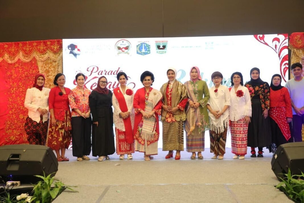 Dari Kebaya hingga UMKM, Festival Merah Putih Perkuat Gerakan Perempuan Indonesia Dari Kebaya hingga UMKM, Festival Merah Putih Perkuat Gerakan Perempuan Indonesia