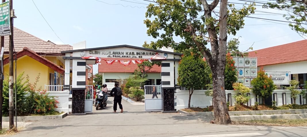 Wali Murid Bersuara, Komunikasi Dan Kegiatan SLB Negeri Pahlawan Indramayu Dipertanyakan. Wali Murid Bersuara, Komunikasi Dan Kegiatan SLB Negeri Pahlawan Indramayu Dipertanyakan.