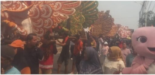 Desa Lobener Gelar Depok, Sandiwara dan Pesta Kembang Api Meriahkan HUT RI ke-81 Desa Lobener Gelar Depok, Sandiwara dan Pesta Kembang Api Meriahkan HUT RI ke-81