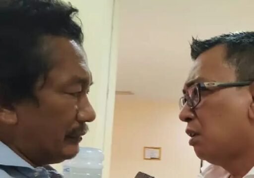 Jabatan Bukan Tameng Kekuatan, Ketum GERRAM Kecam Dugaan Penghinaan Wartawan Oleh Kadis DLH Bekasi Jabatan Bukan Tameng Kekuatan, Ketum GERRAM Kecam Dugaan Penghinaan Wartawan Oleh Kadis DLH Bekasi
